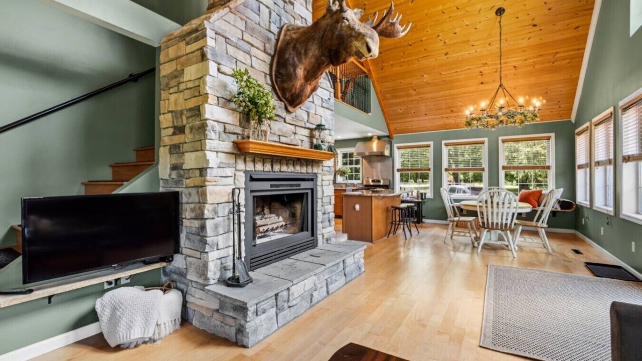 Photo of Livingroom in Westford