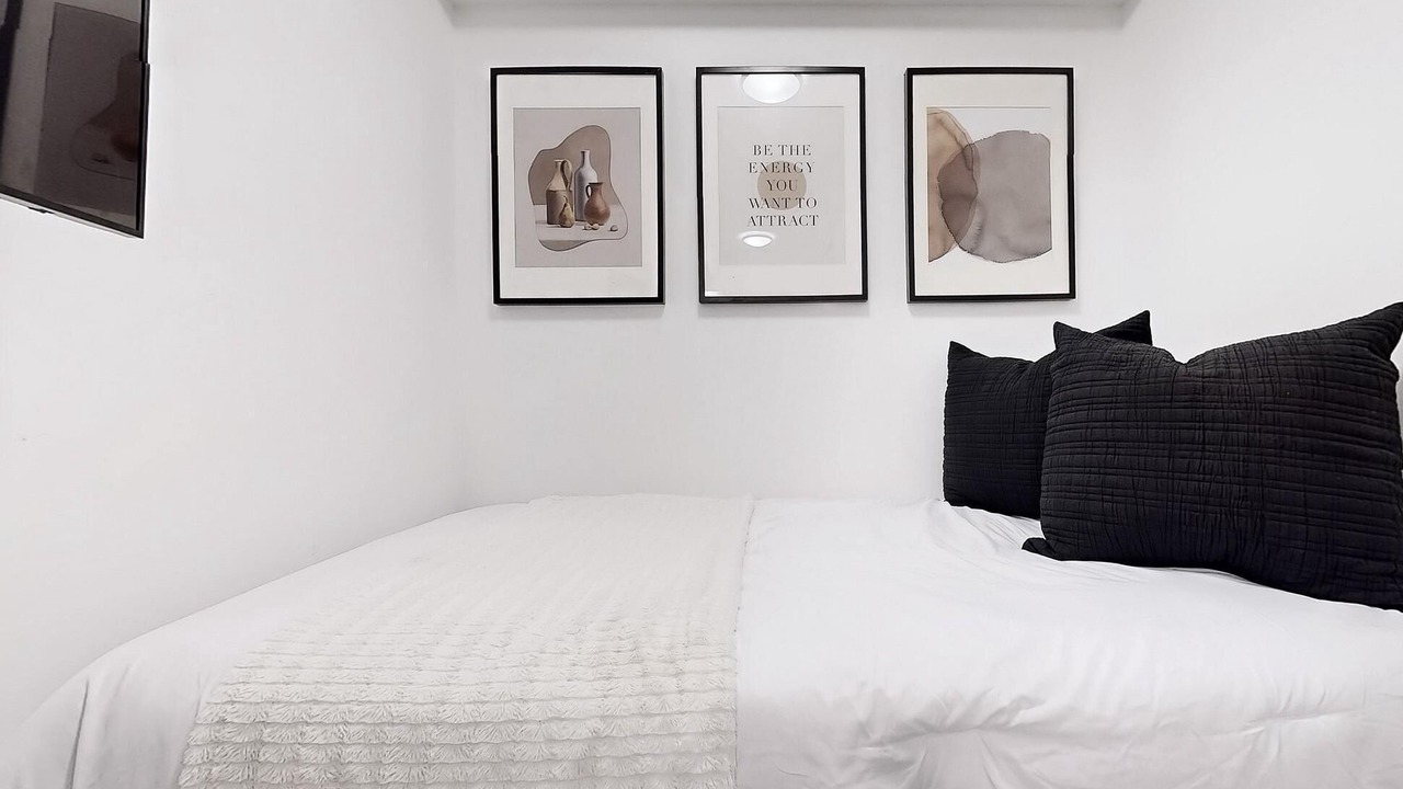 Photo of Bedroom in The Queensway