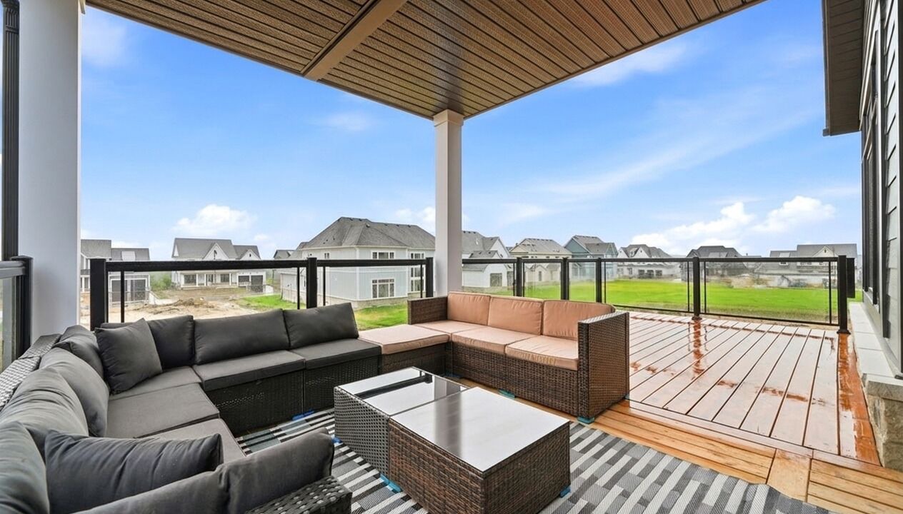 Photo of Patio Balcony in Oro-Medonte