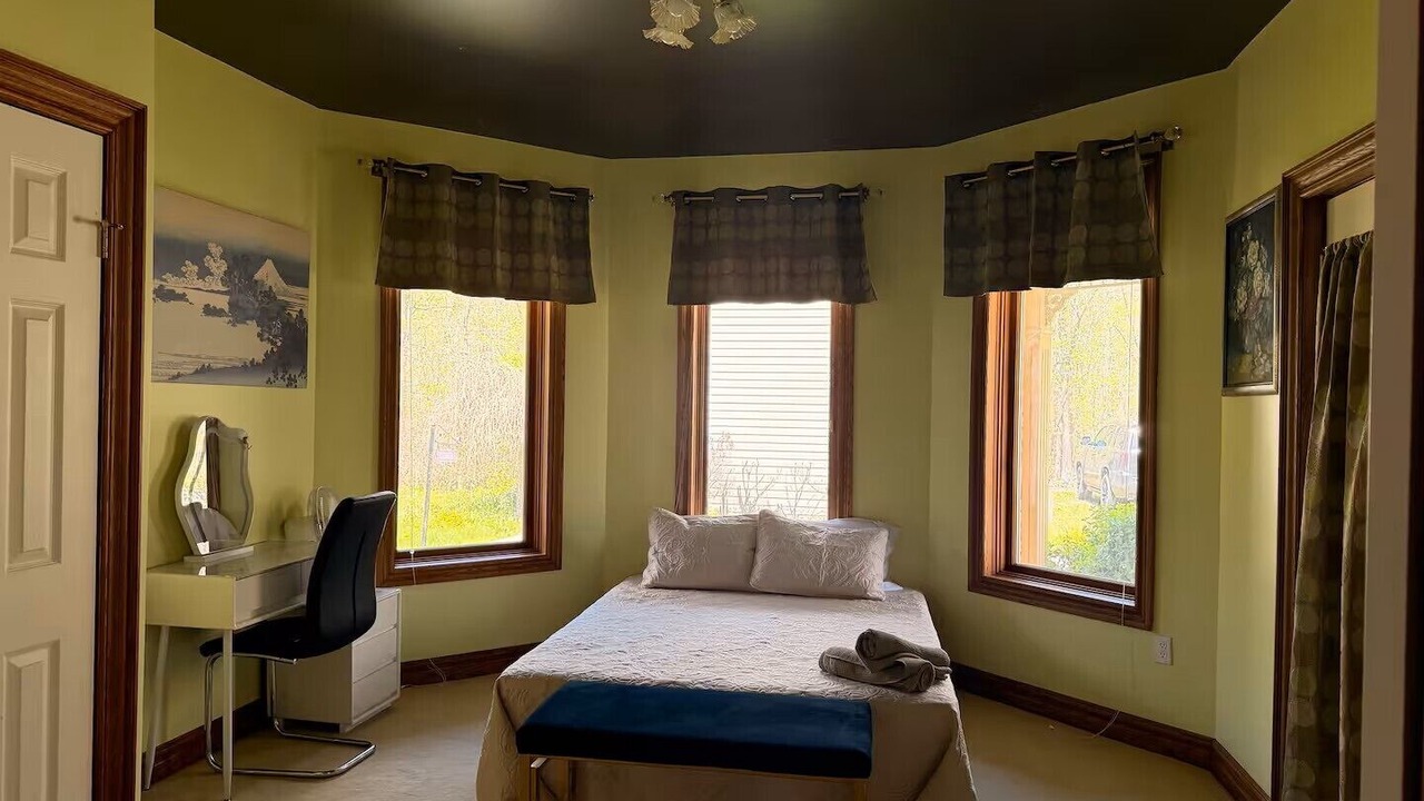Photo of Bedroom in Welland