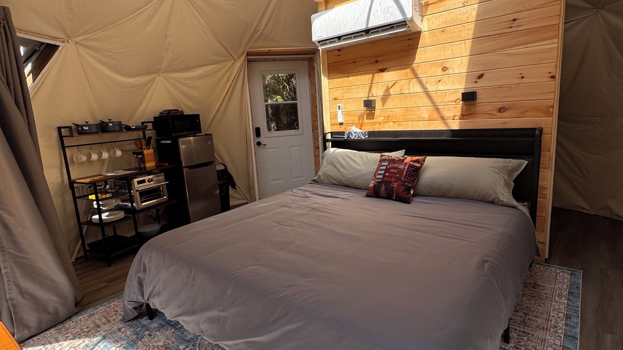 Photo of Bedroom in North Algona Wilberforce
