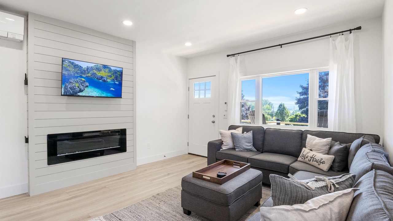 Photo of Livingroom in Sodus Point