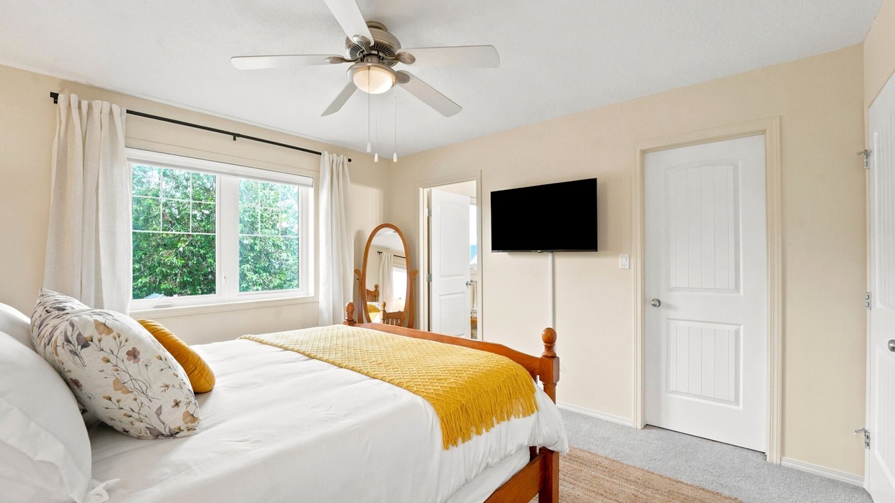Photo of Bedroom in Markerville