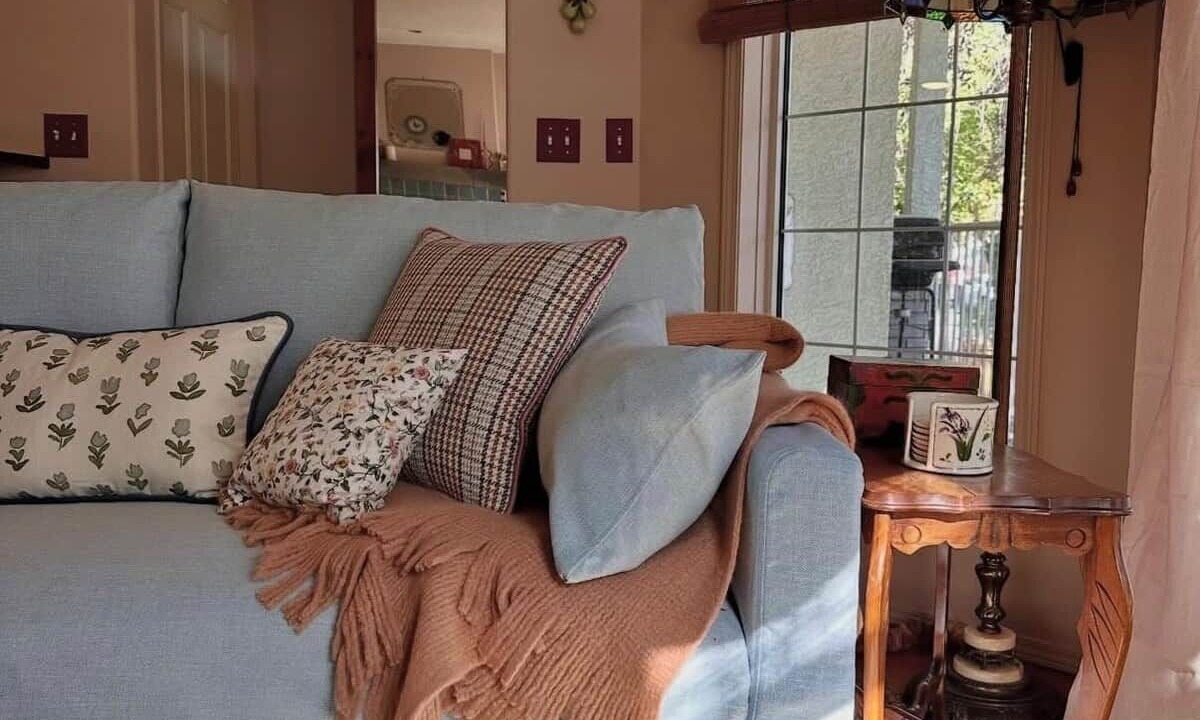 Photo of Livingroom in Sunnyside
