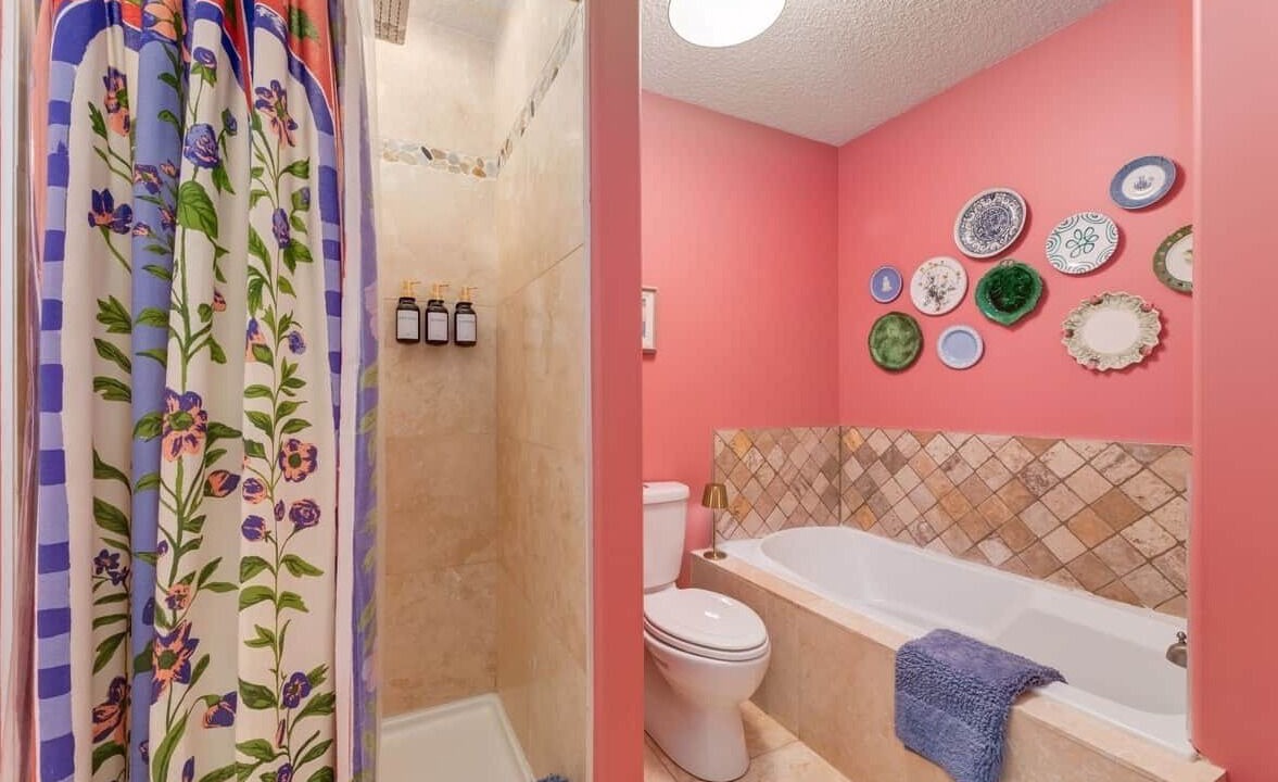 Photo of Bathroom in Sunnyside