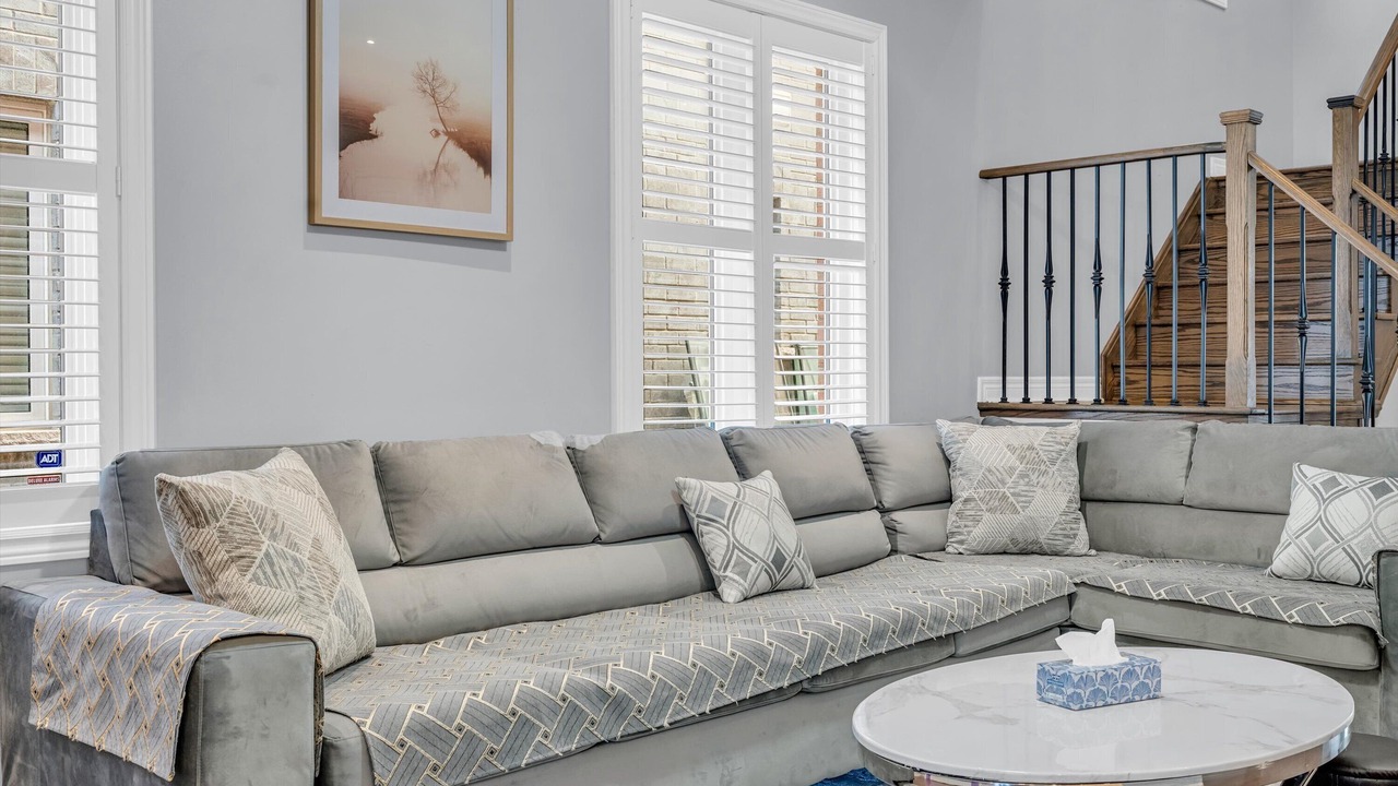 Photo of Livingroom in Brampton
