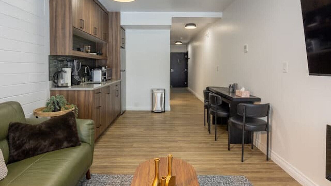 Photo of Livingroom in Harvie Heights
