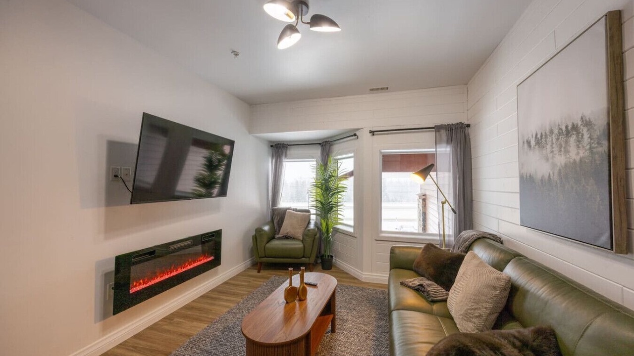 Photo of Livingroom in Harvie Heights