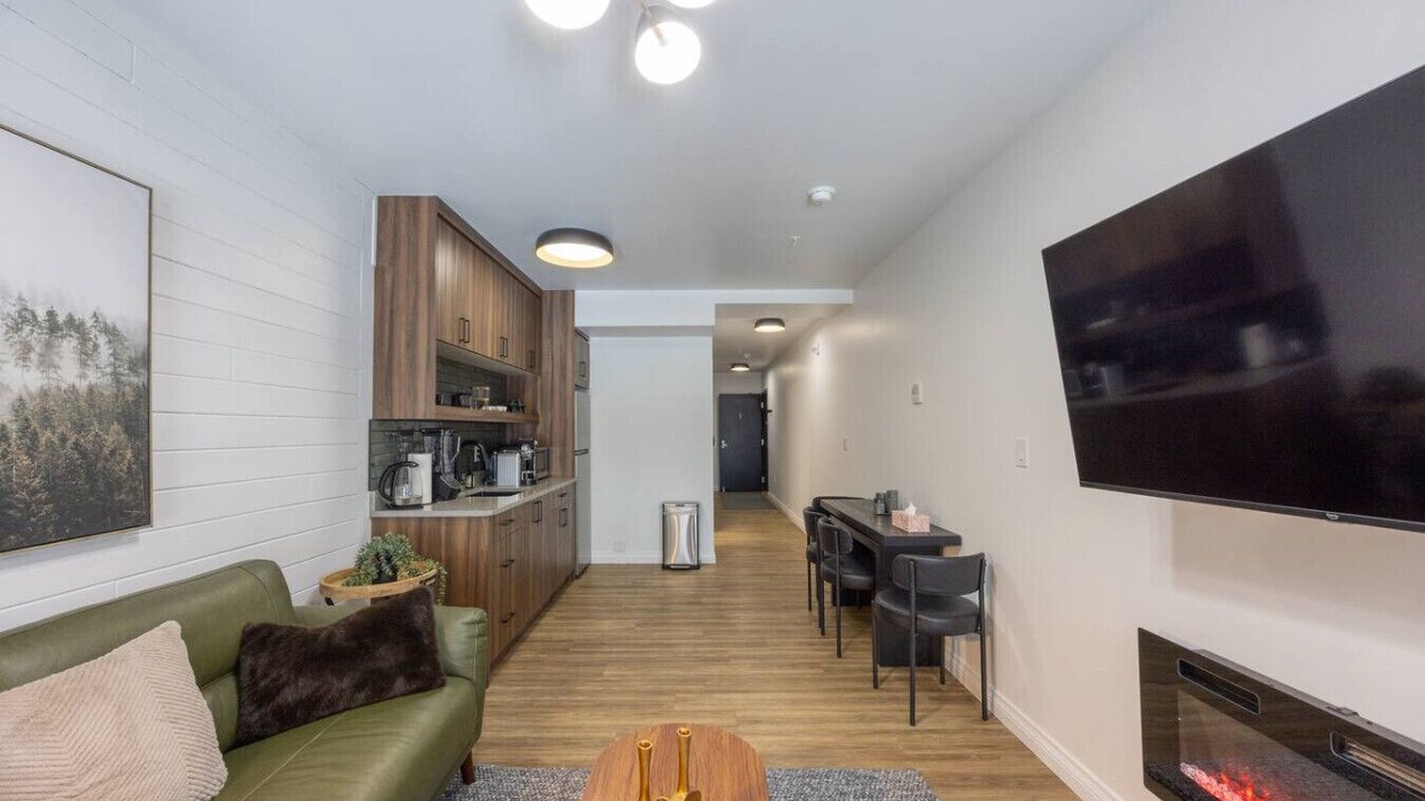 Photo of Livingroom in Harvie Heights