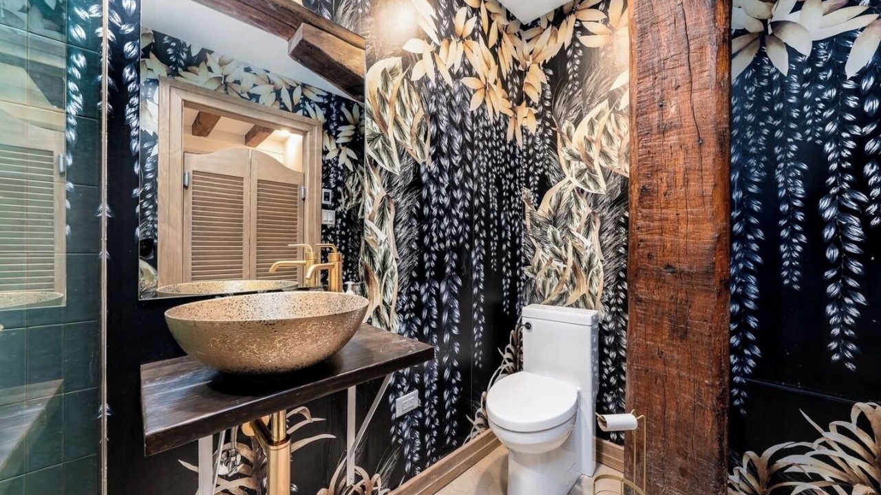 Photo of Bathroom in Cite Multimedia