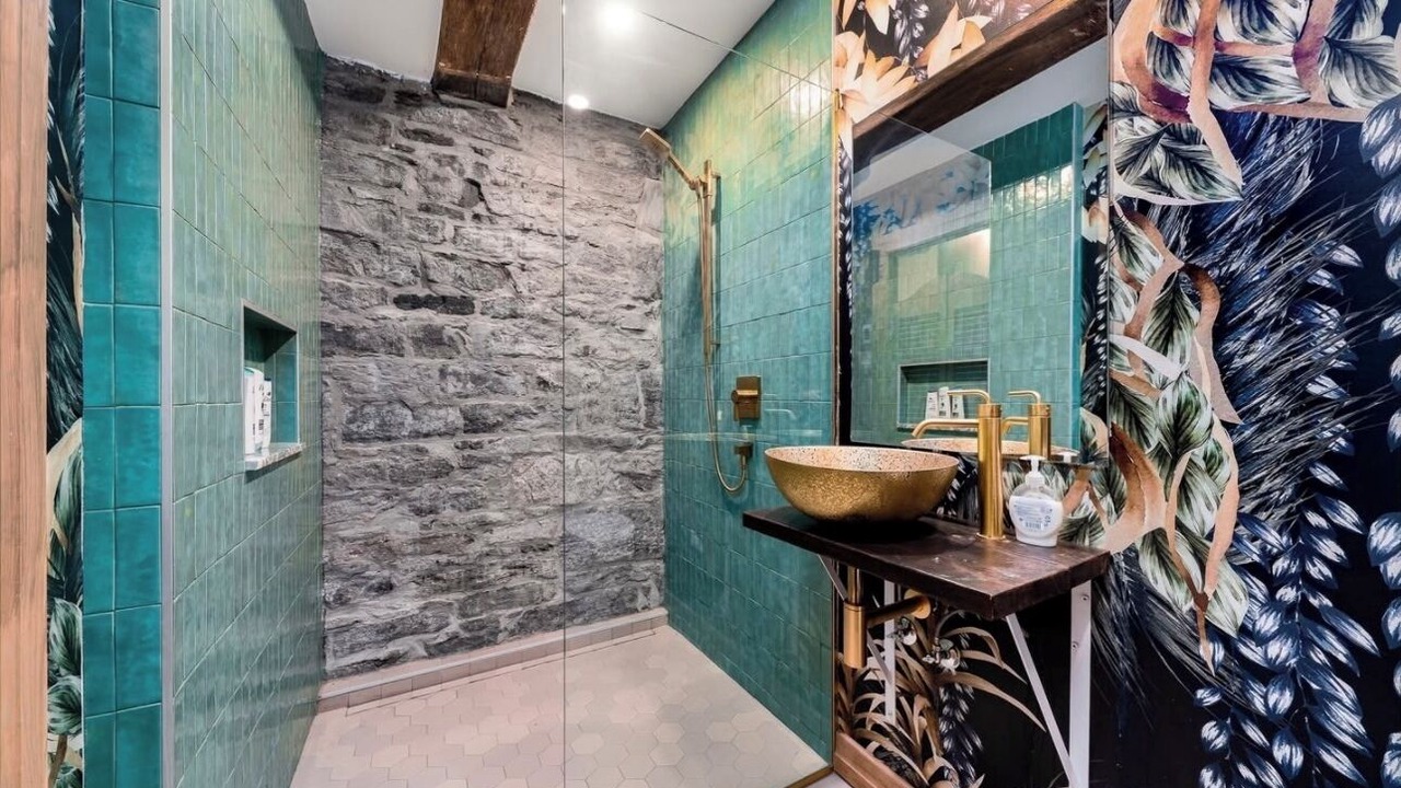 Photo of Bathroom in Cite Multimedia