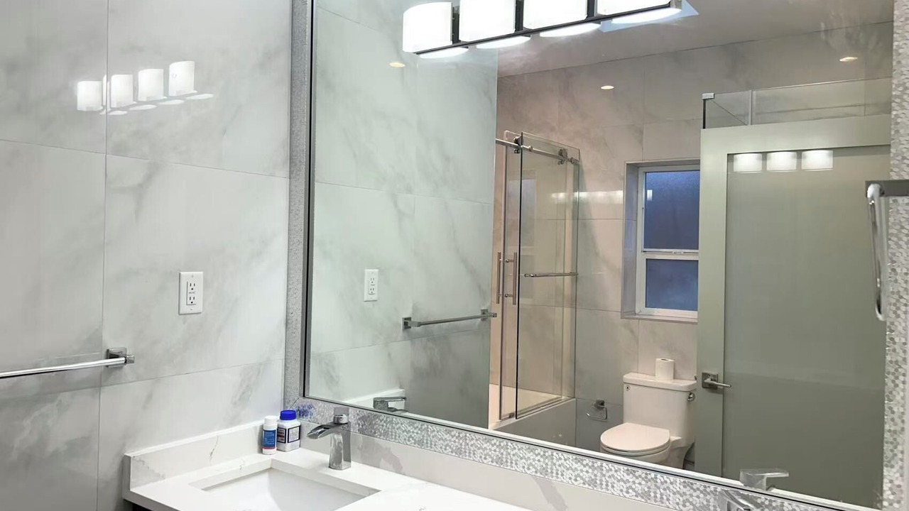Photo of Bathroom in Sunset