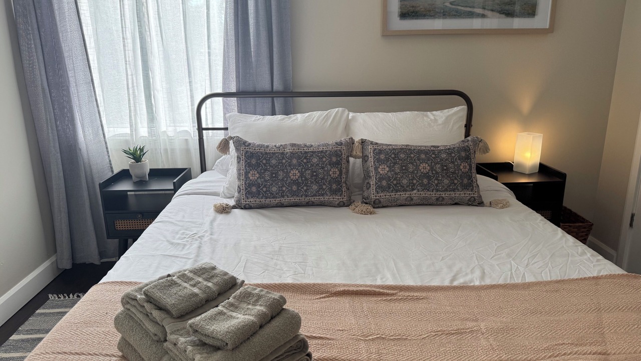 Photo of Bedroom in Crystal Beach