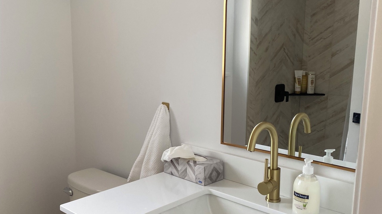 Photo of Bathroom in Seeleys Bay
