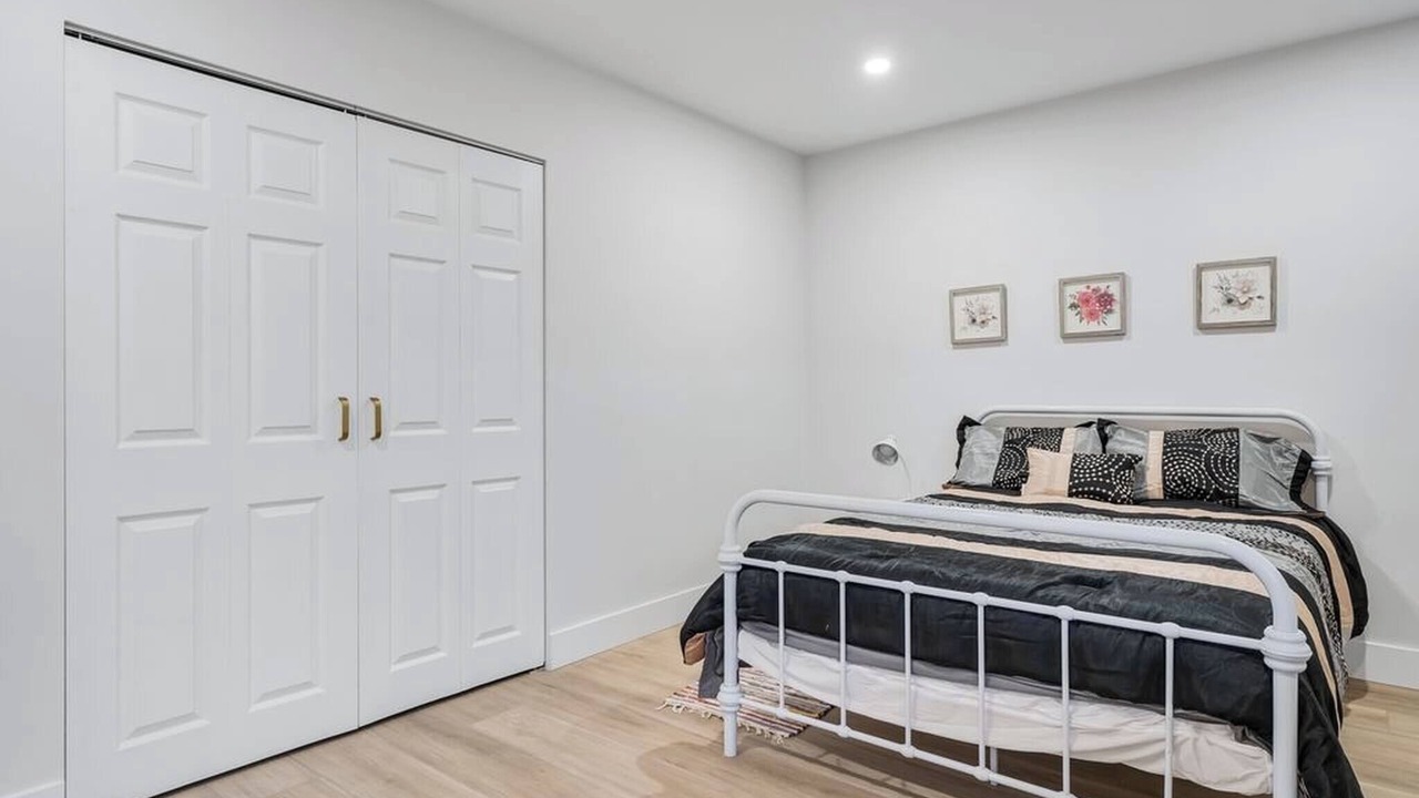Photo of Bedroom in Ottawa Division