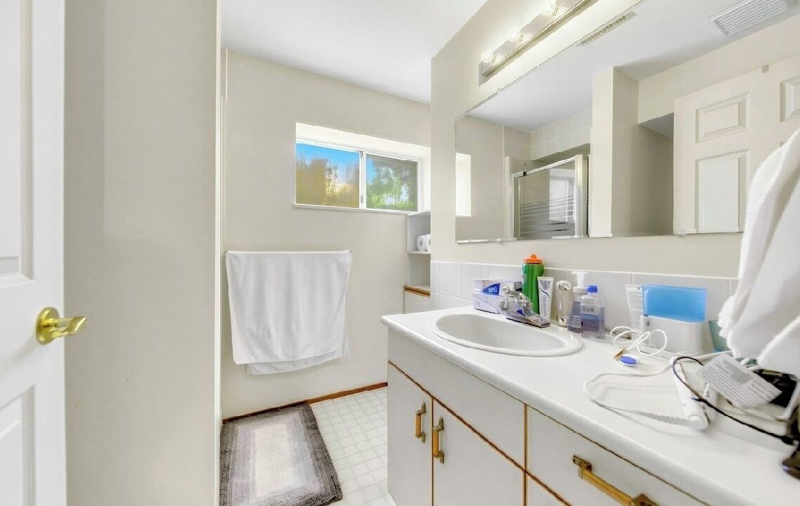 Photo of Bathroom in Delta