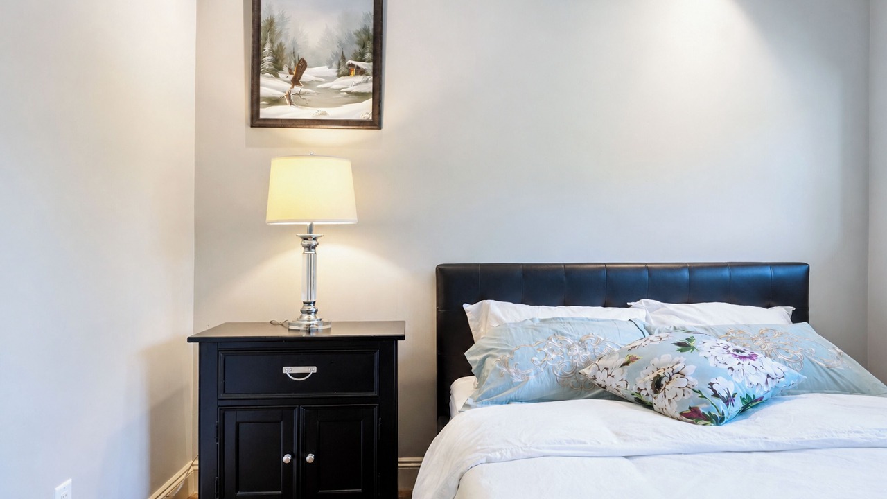 Photo of Bedroom in Newton