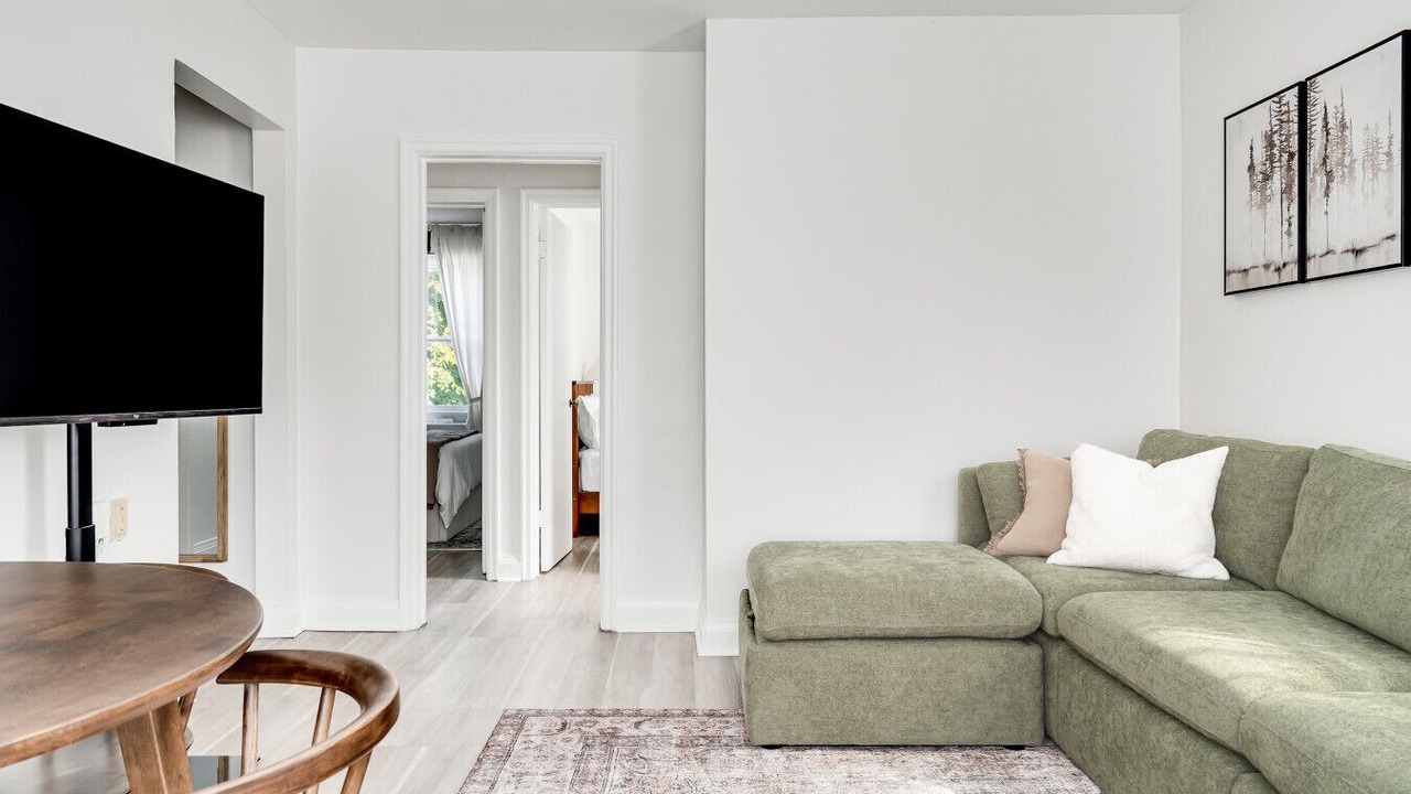Photo of Livingroom in Sunnyside