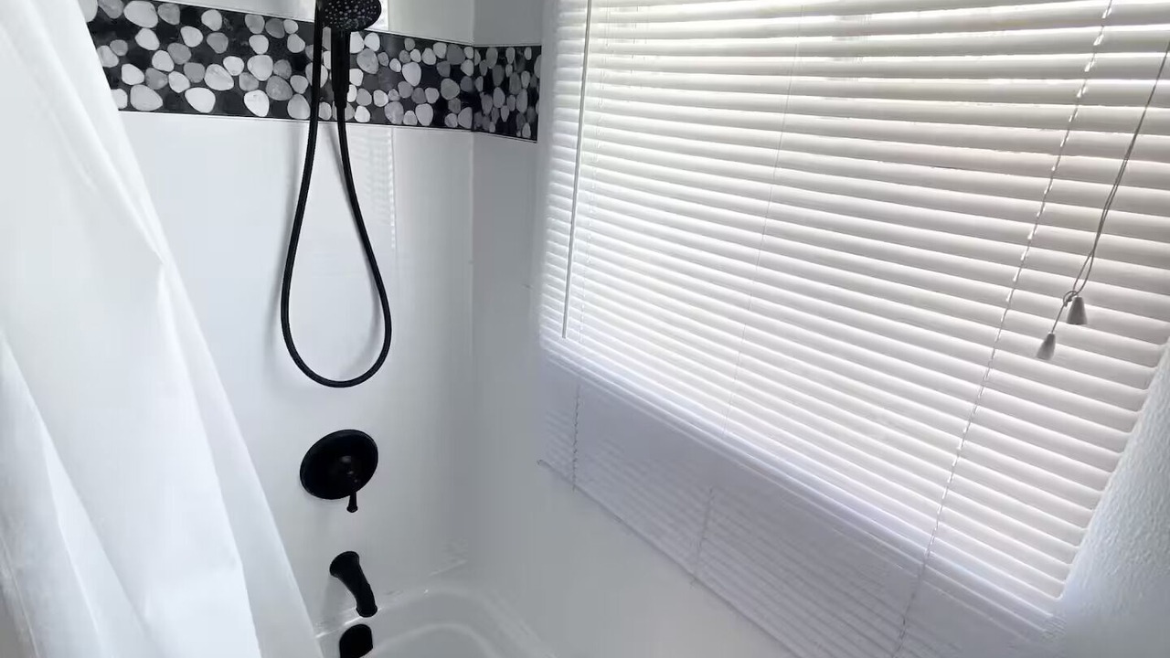 Photo of Bathroom in Brackley Beach