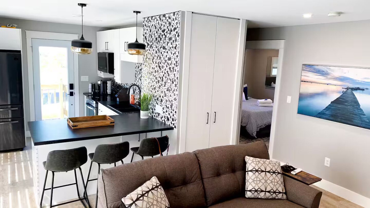 Photo of Livingroom in Brackley Beach