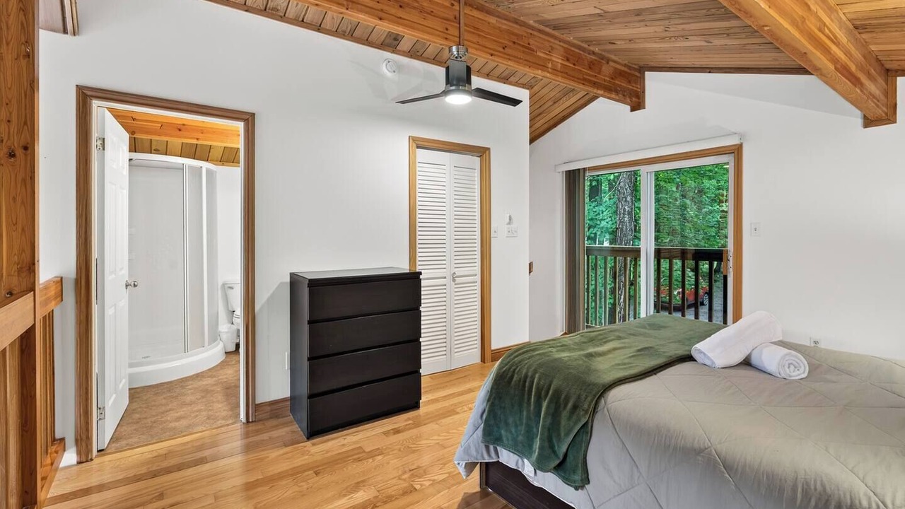 Photo of Bedroom in Bala