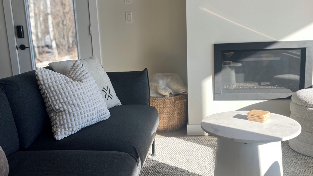 Photo of Livingroom in Northern Alberta