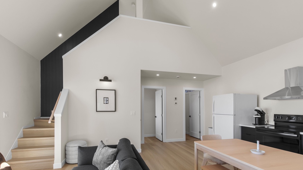 Photo of Livingroom in Northern Alberta