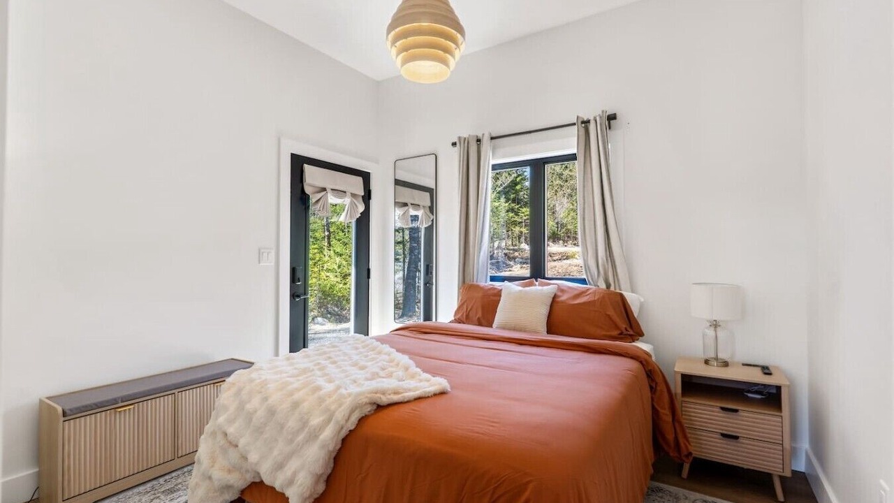 Photo of Bedroom in Lunenburg County