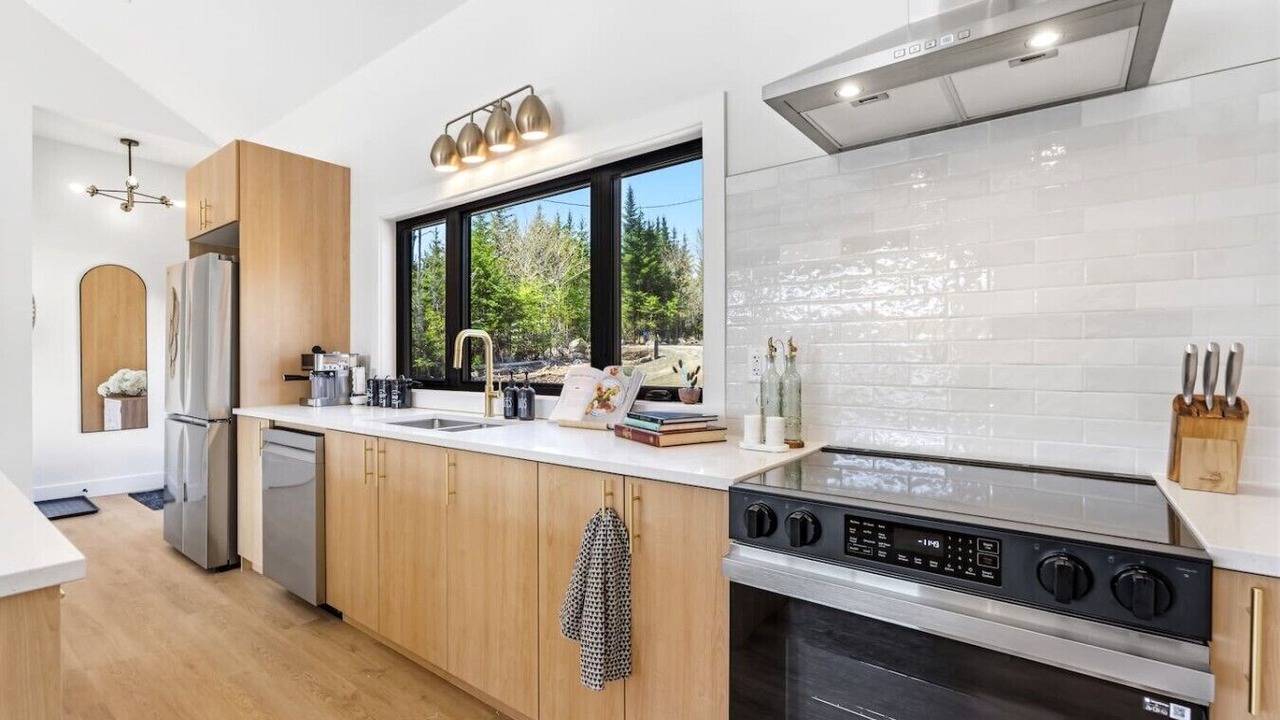 Photo of Kitchen in Lunenburg County