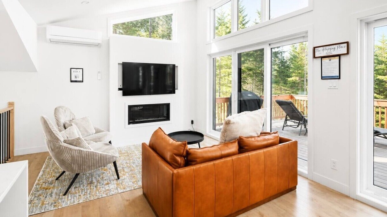 Photo of Livingroom in Lac-Swell