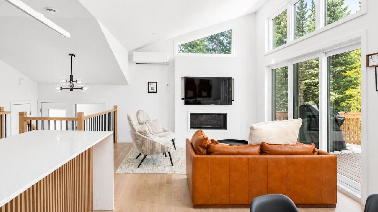 Photo of Livingroom in Lac-Swell