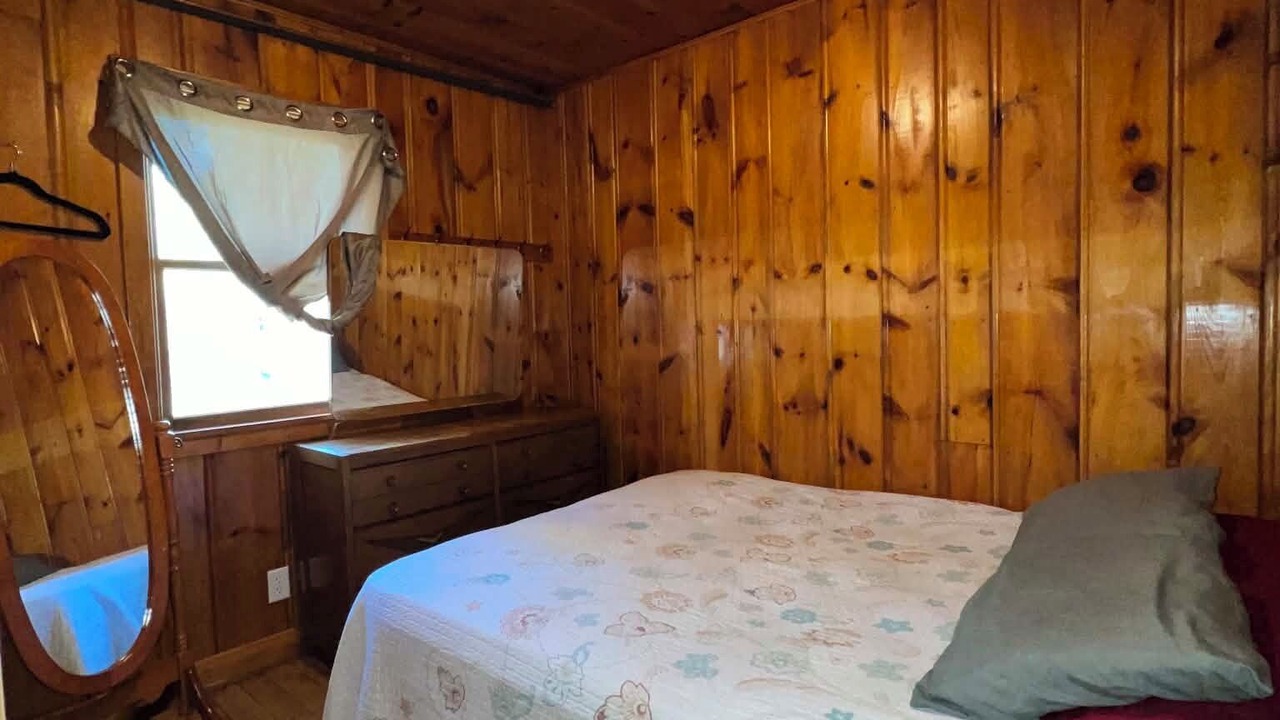 Photo of Bedroom in Bloomfield Ridge
