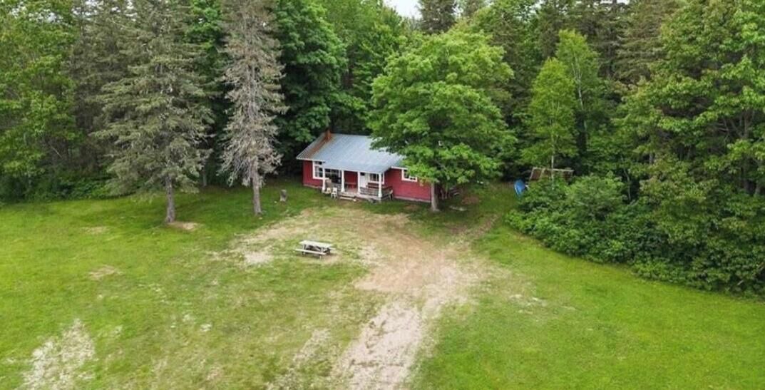 Photo of Outdoor in Bloomfield Ridge