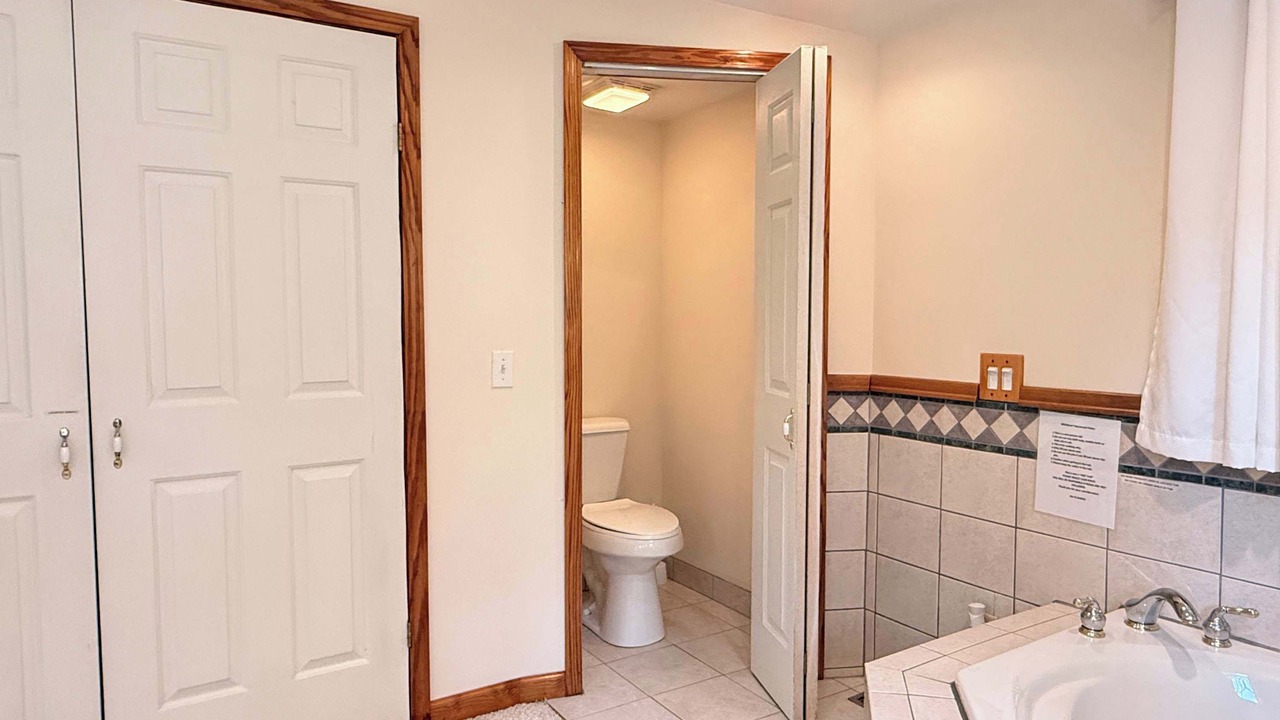 Photo of Bathroom in Town of Benton