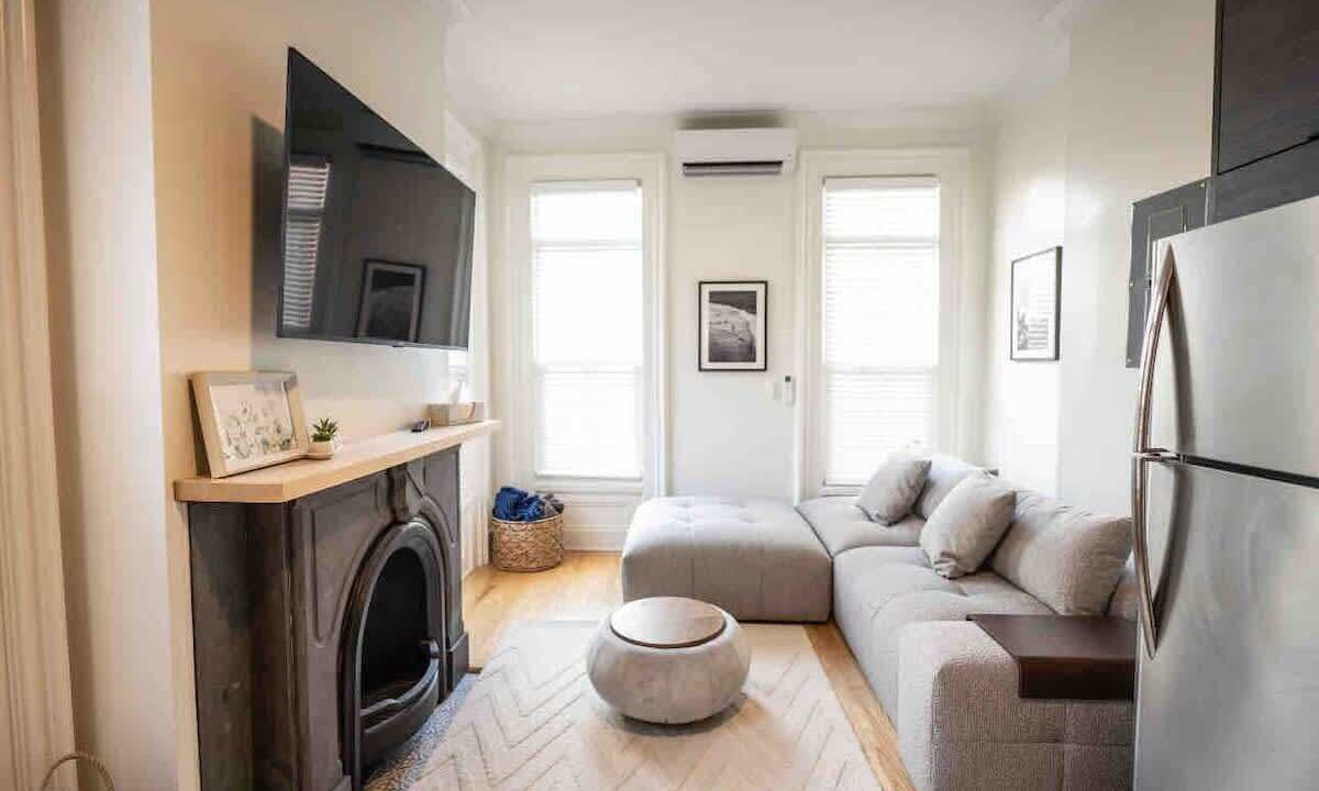 Photo of Livingroom in Corn Hill