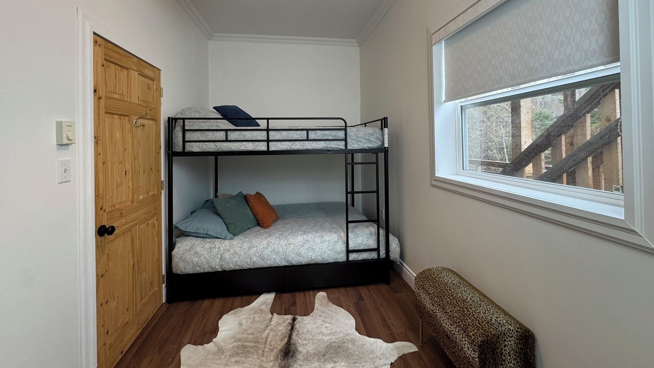 Photo of Bedroom in East Hants