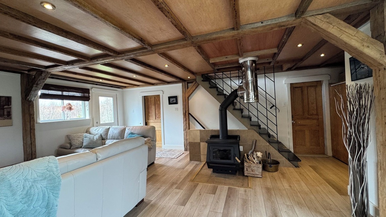 Photo of Livingroom in East Hants