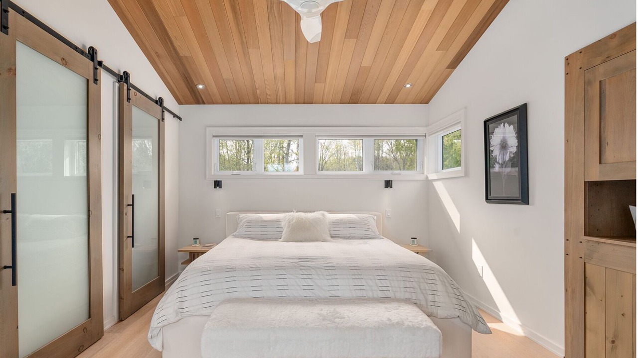 Photo of Bedroom in Oro-Medonte