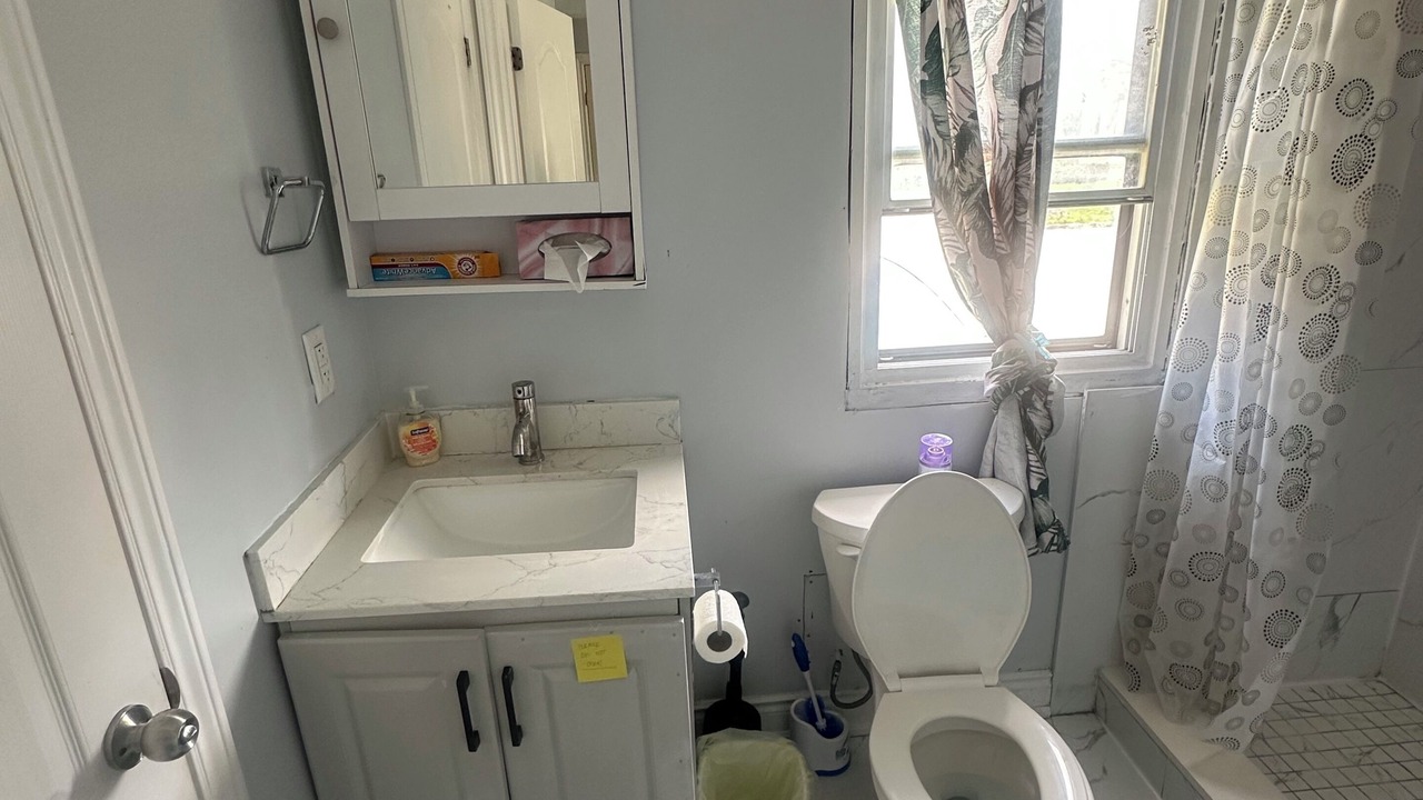 Photo of Bathroom in Northeast Mississauga