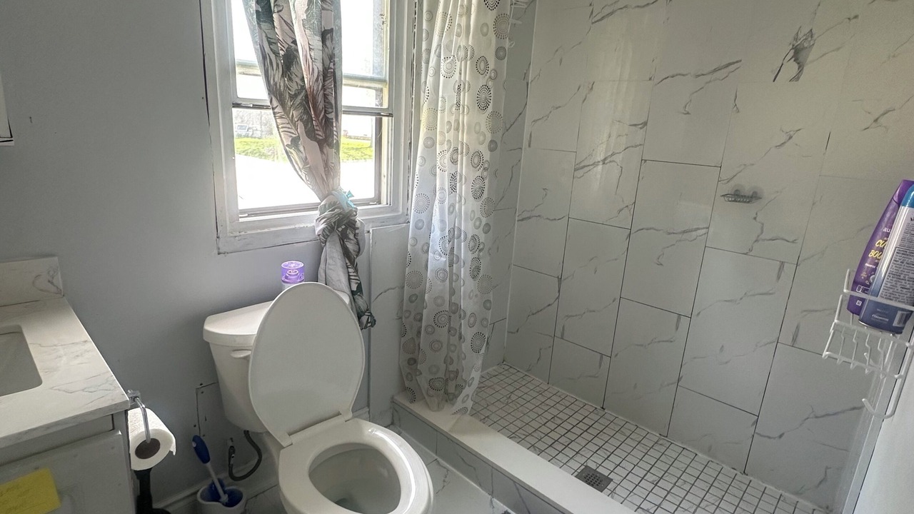 Photo of Bathroom in Northeast Mississauga