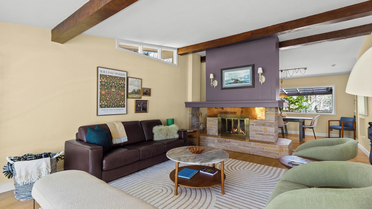 Photo of Livingroom in West End