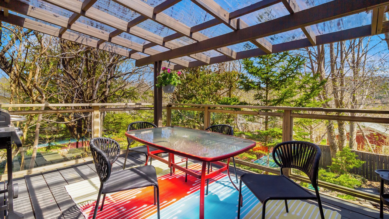 Photo of Outdoor in West End