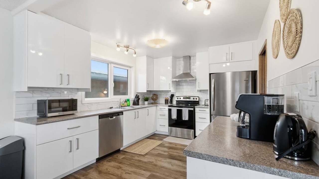 Photo of Kitchen in Southeast Edmonton