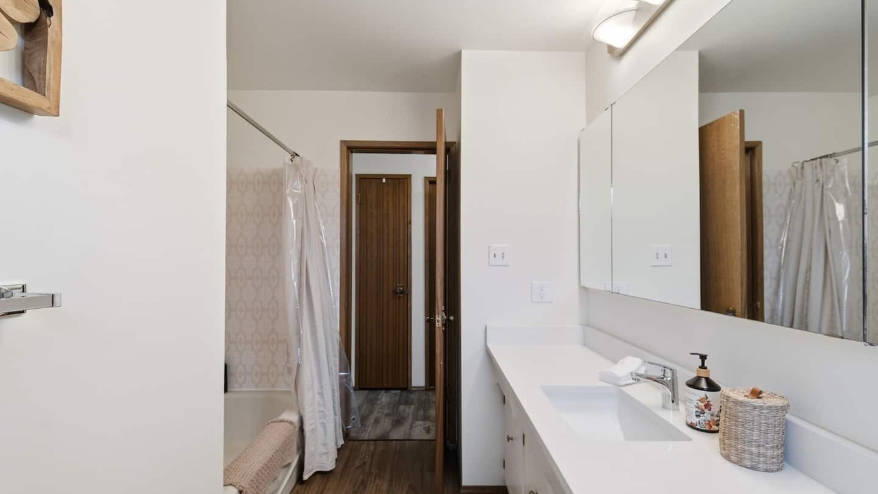 Photo of Bathroom in Southeast Edmonton