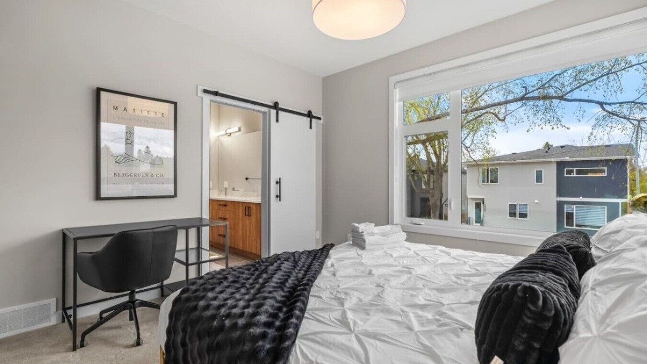 Photo of Bedroom in Banff Trail