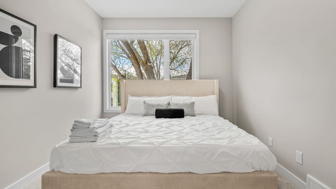 Photo of Bedroom in Banff Trail