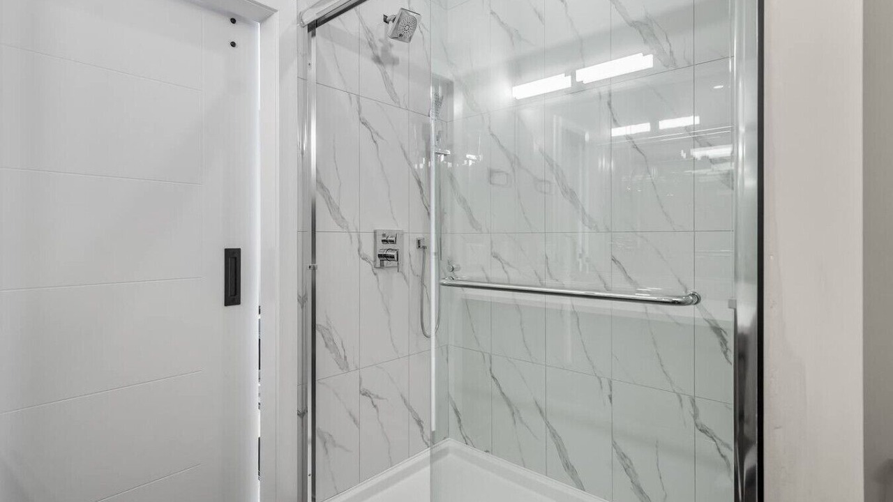 Photo of Bathroom in Banff Trail