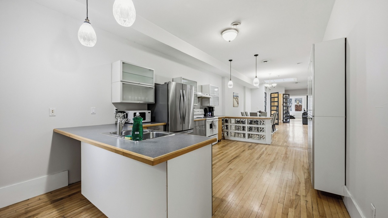 Photo of Kitchen in Corunna