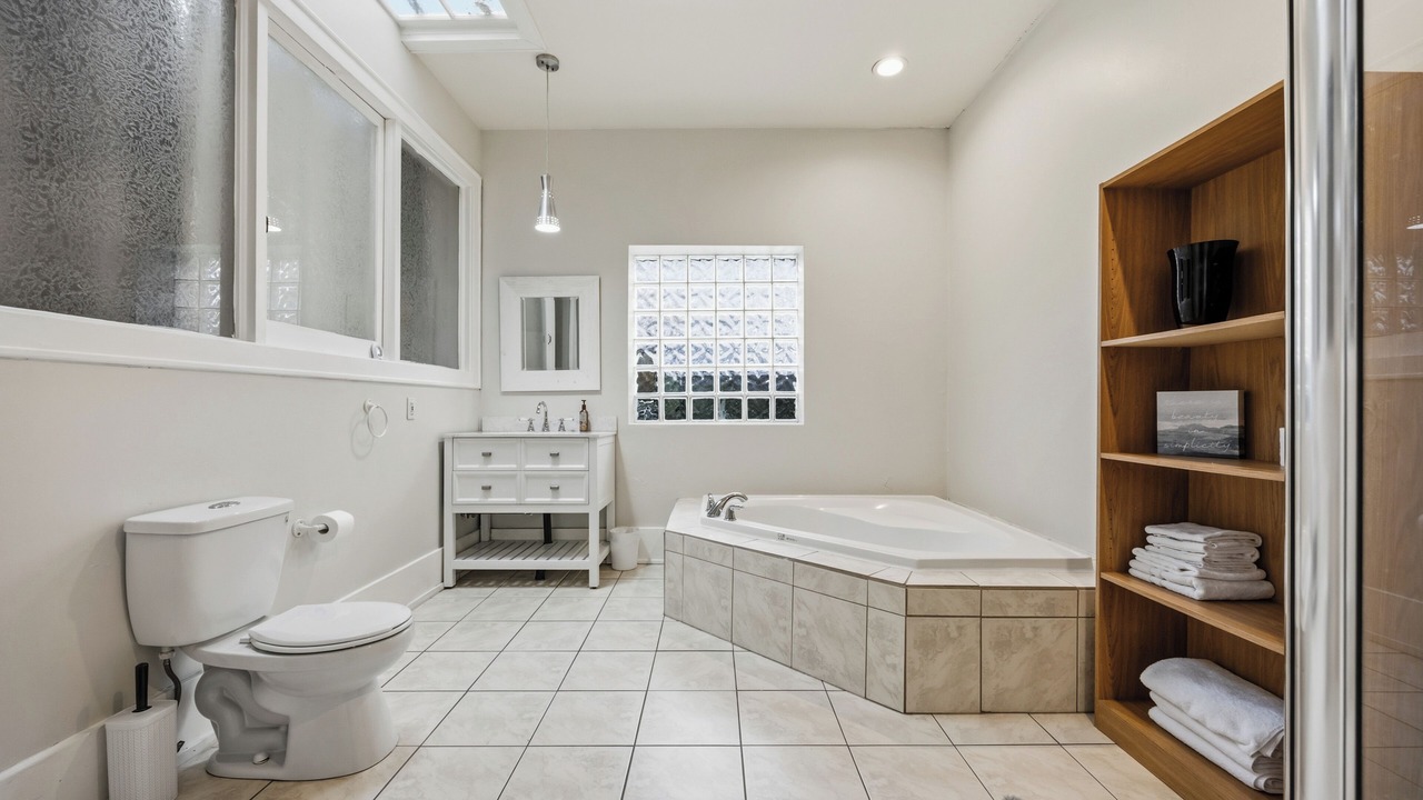 Photo of Bathroom in Corunna