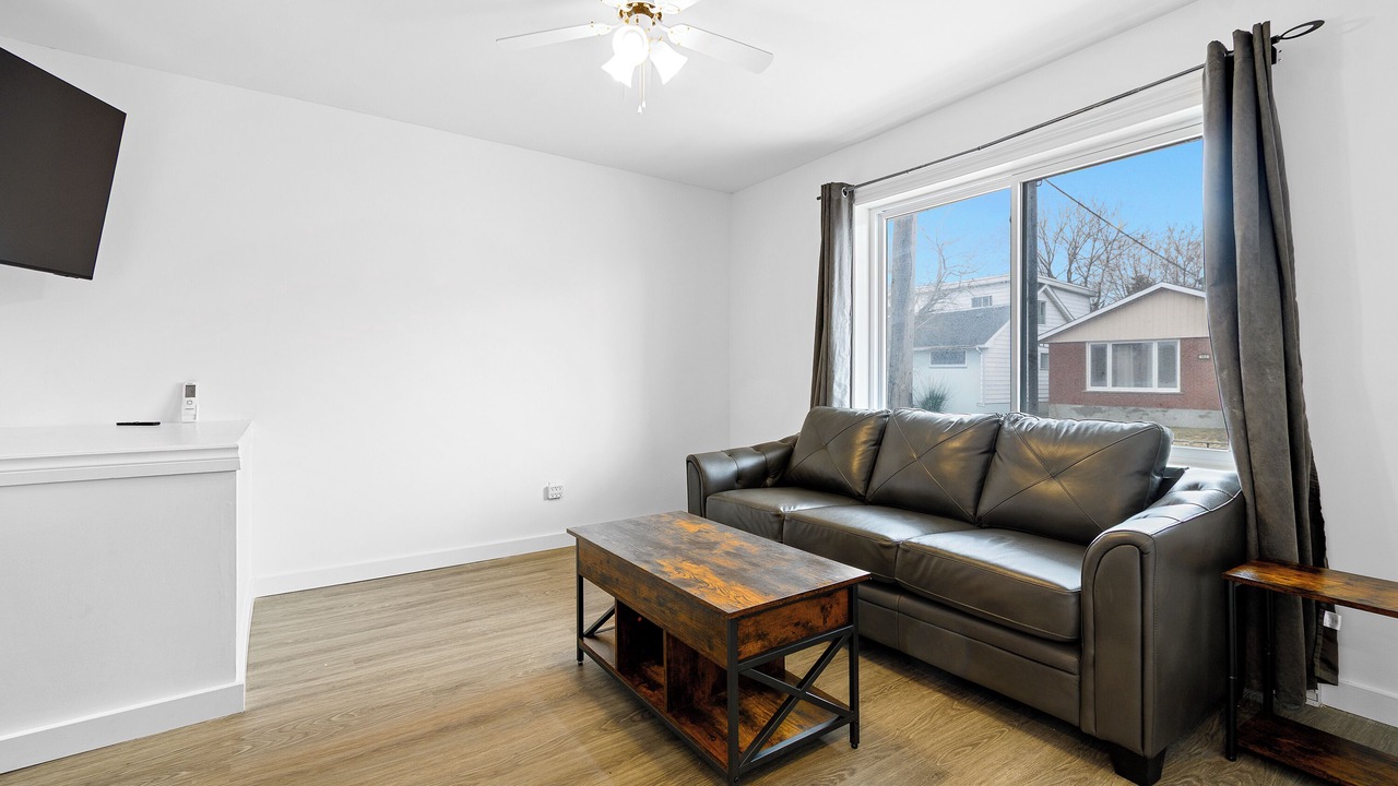 Photo of Livingroom in Hull